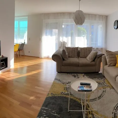 Apartament A Und L's *